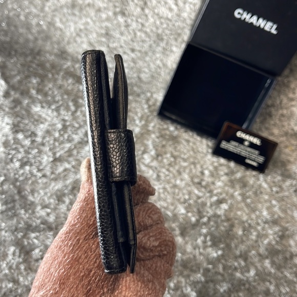 CHANEL CC Logo Bifold Wallet Vintage - Picture 8 of 16